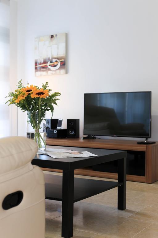 Rafael Kaiser - Paros Apartment - Contactless 24H Check-In Wiedeń Pokój zdjęcie